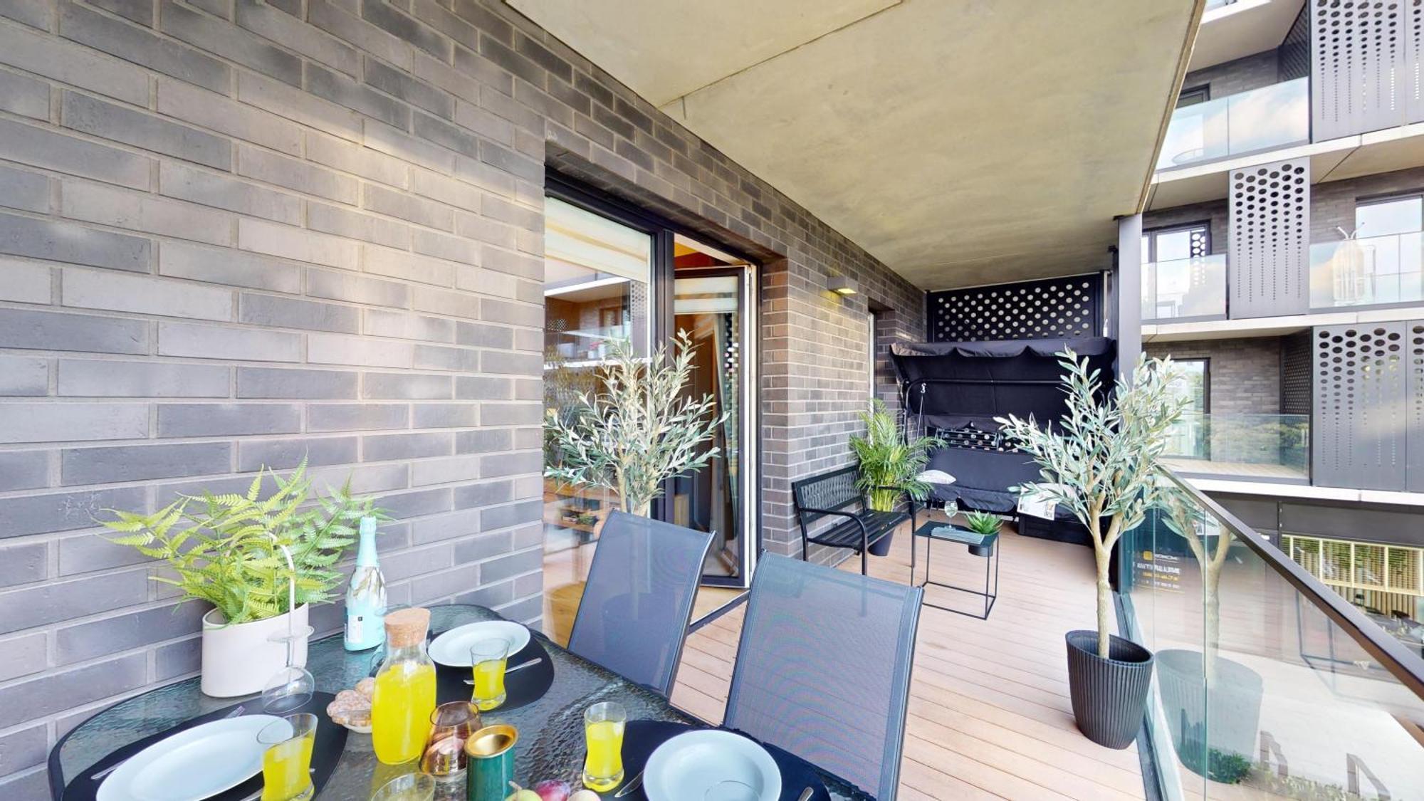 Apartament Z Tarasem I Widokiem Na Rzeke Wroapart-Pl - Apartment With Terrace And River View Wroapart Вроцлав Екстериор снимка